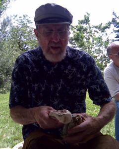 Bob Patten demonstrates how to strike stone with an antler